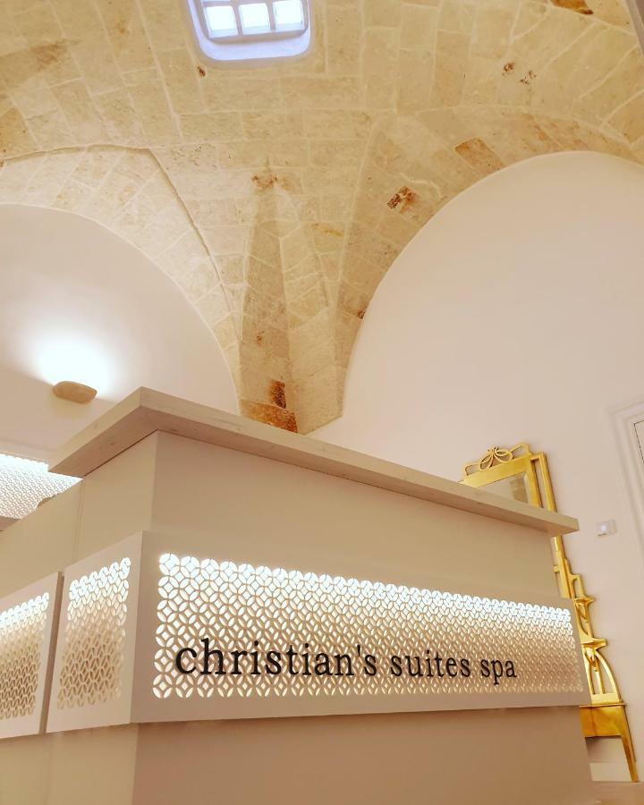Christian's & *